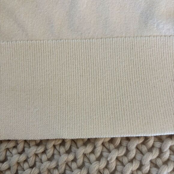 Pair of Boden Antonia Puff Sleeve Sweater Jumper Set of Two Black Cream Basics - Picture 12 of 15